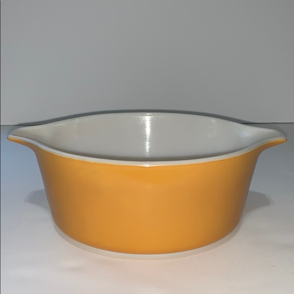 Pyrex old orchard 472 Cinderella casserole dish